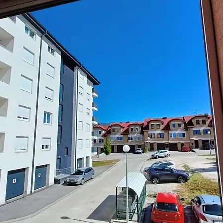 Felix Istocno Sarajevo *
