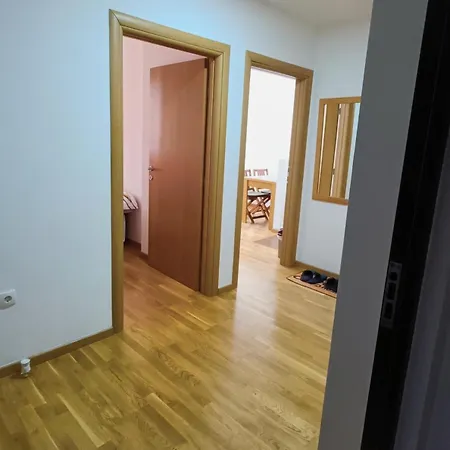 Felix Istocno Sarajevo Lägenhet Vranjes